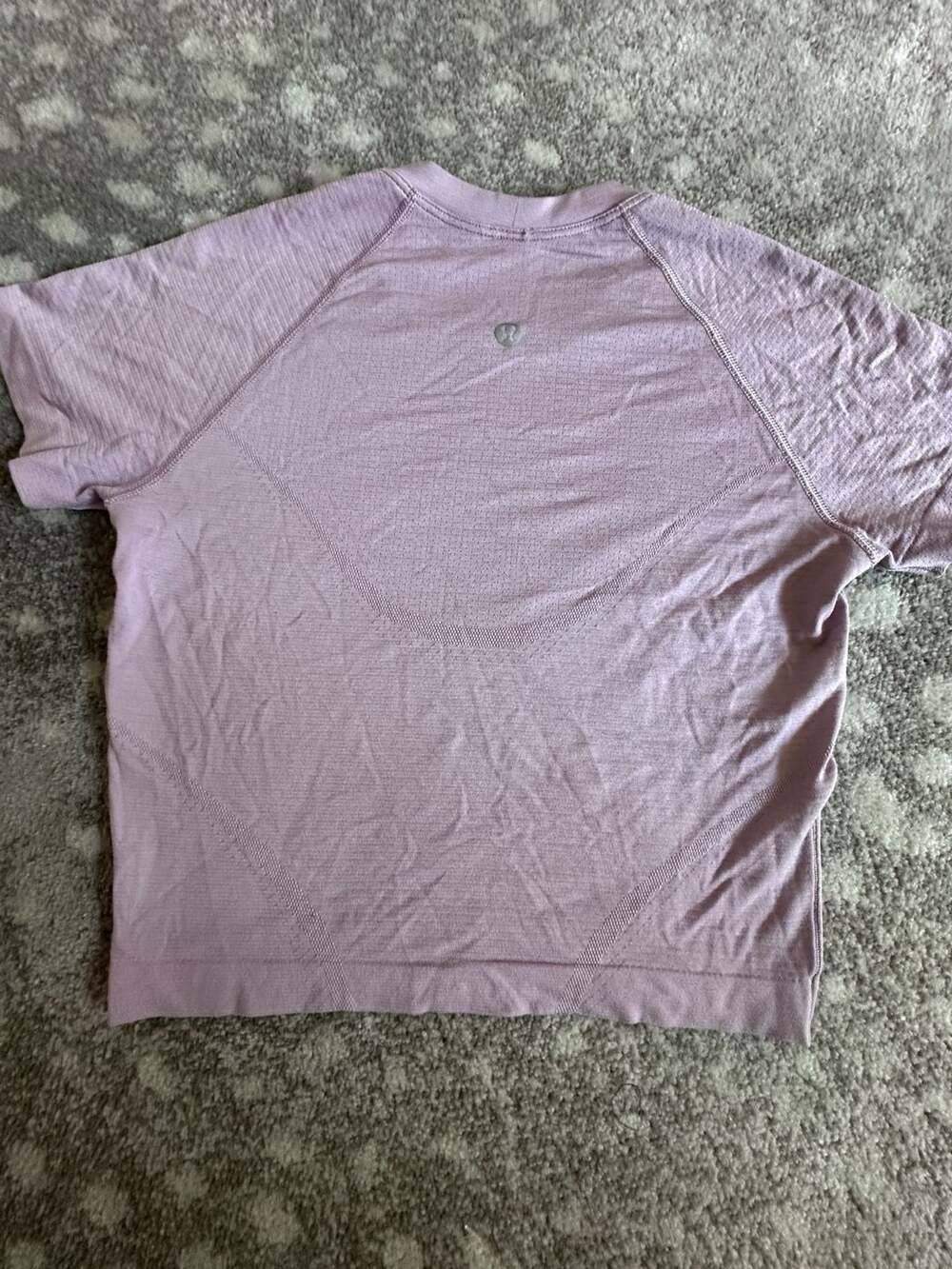 Lululemon Swiftly Tech Short-Sleeve Shirt Size 4 Lavender Dew